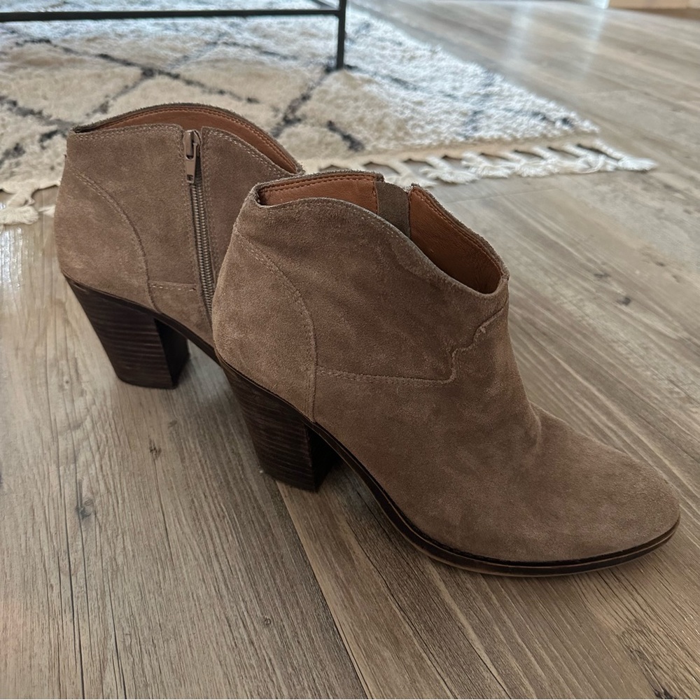 Lucky Brand short western suede bootie